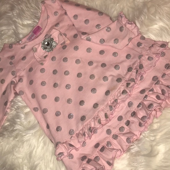 BEAUTIFUL PINK AND GRAY SHIRT WITH GLITTER!!🌸🌸🌸 - Picture 3 of 3